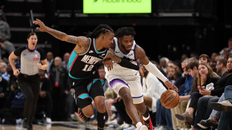 本赛季沃尔什首发时凯尔特人9胜2负，近两场投篮15中14（沃尔什本季首发时绿军9胜2负，近两战投篮15中14）