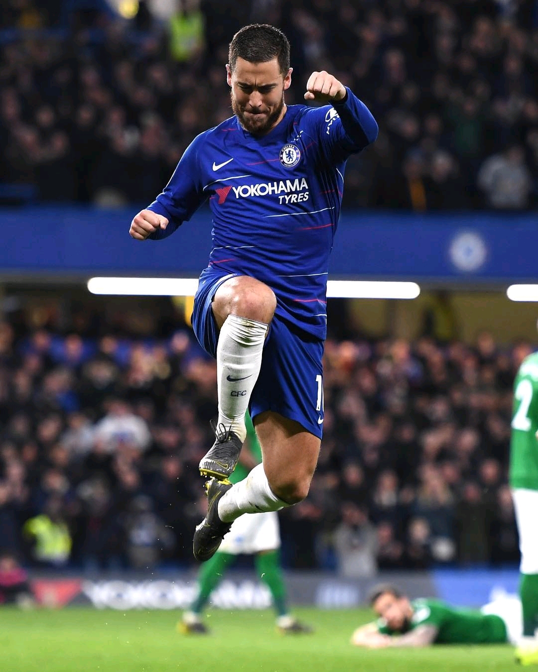 英格兰女足主帅：花了几分钟适应，早早进球让中国队陷入困境（英格兰女足主帅：几分钟完成适应，闪击进球让中国队陷入被动）