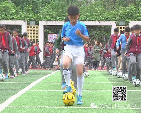 记者：云南玉昆接触的上海希望之星非蒯纪闻，目标为国产中锋（记者：云南玉昆接洽的“上海希望之星”不是蒯纪闻，目标锁定本土中锋）