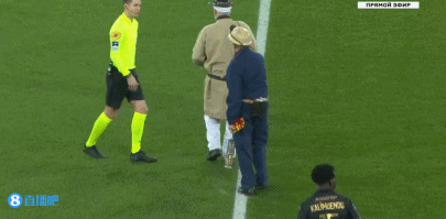 官方：因雷暴强对流天气，阿拉伯杯沙特vs阿联酋比赛取消（受雷暴强对流天气影响，阿拉伯杯沙特对阿联酋比赛官方宣布取消）